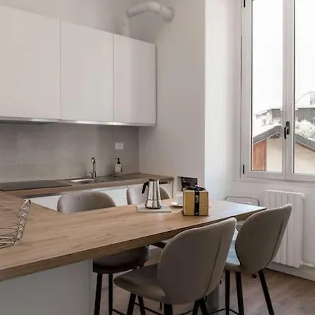 Da Ivan Apartment Como
